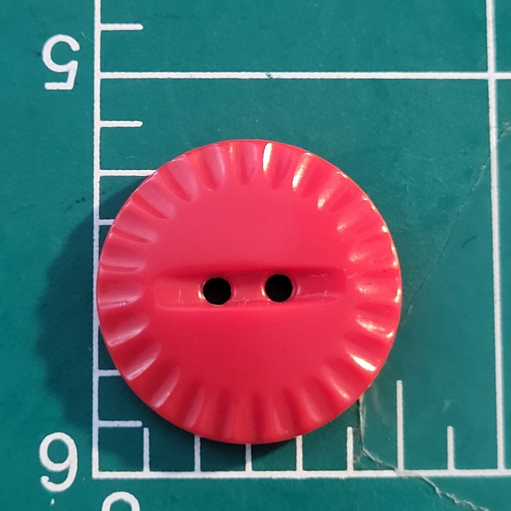 Vintage Colt # 90 button RED confirmed 3/4" excellent bottle cap