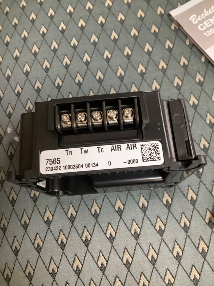 Beckett GeniSys 7565 120V ADVANCED OIL BURNER CONTROL