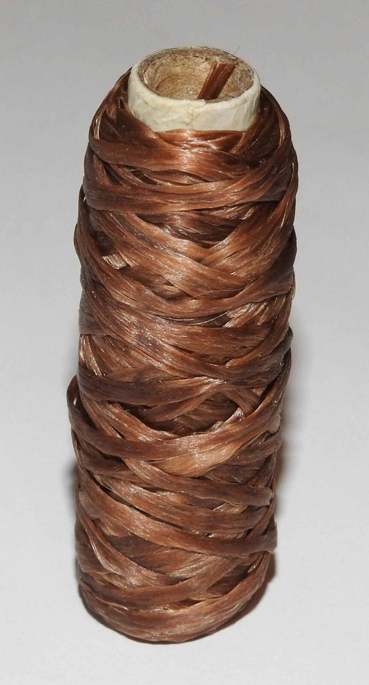 (1) Bobbin Natural Artificial Sinew - Sewing, Mountain Man