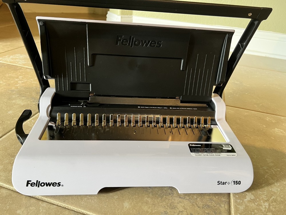 Fellowes Star+ 150 Comb Binding Machine Binding Combs 70 1/4" & 92 3/8" + 6 Wire