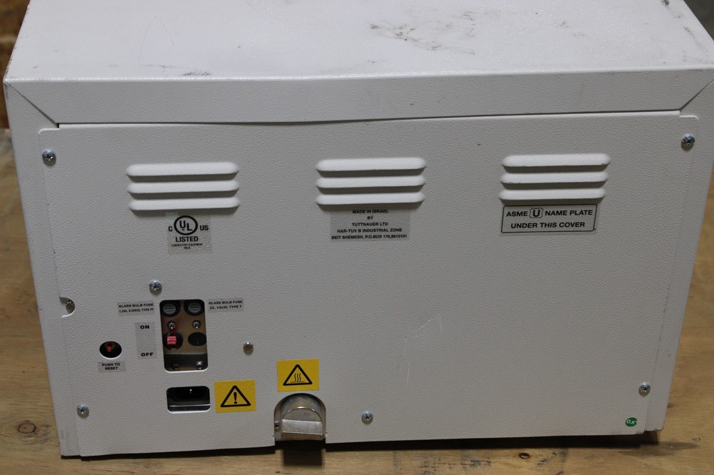 Tuttnauer Working EZ10 Autoclave Sterilizer