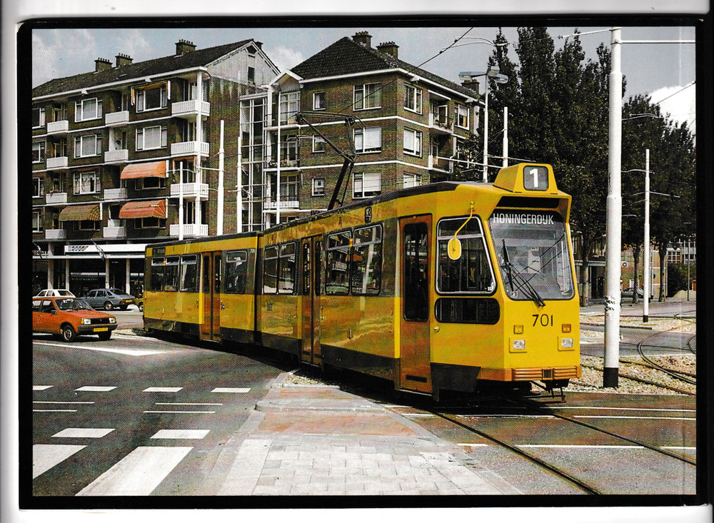 LIGHT RAIL TRANSIT TODAY - M.R. Taplin & others 1984 ( MINT )