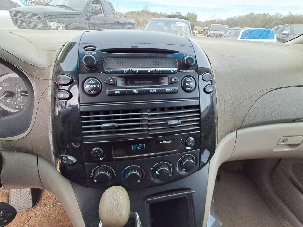 Fuse Box Engine Fits 04-06 SIENNA 4877693