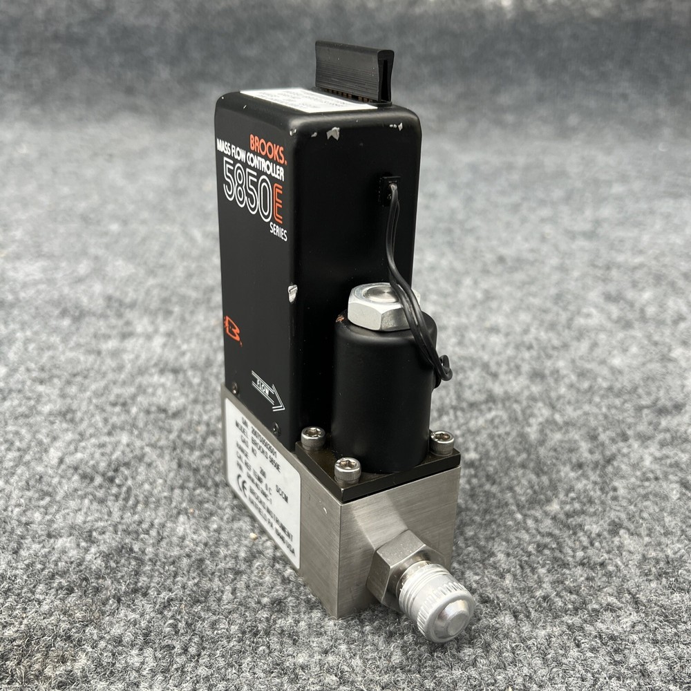 Brooks 5850E Instrument Mass Flow Controller N2 Nitrogen New