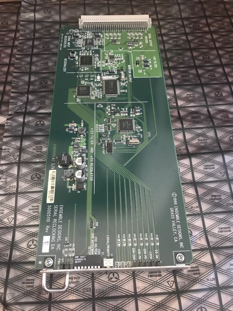 ENSEMBLE DESIGNS Serial Reclocking 5110 DA Digital Reclock