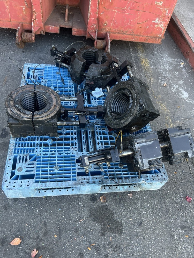 Cincinnati Milacron Lock Nuts For 1100 Ton Machine