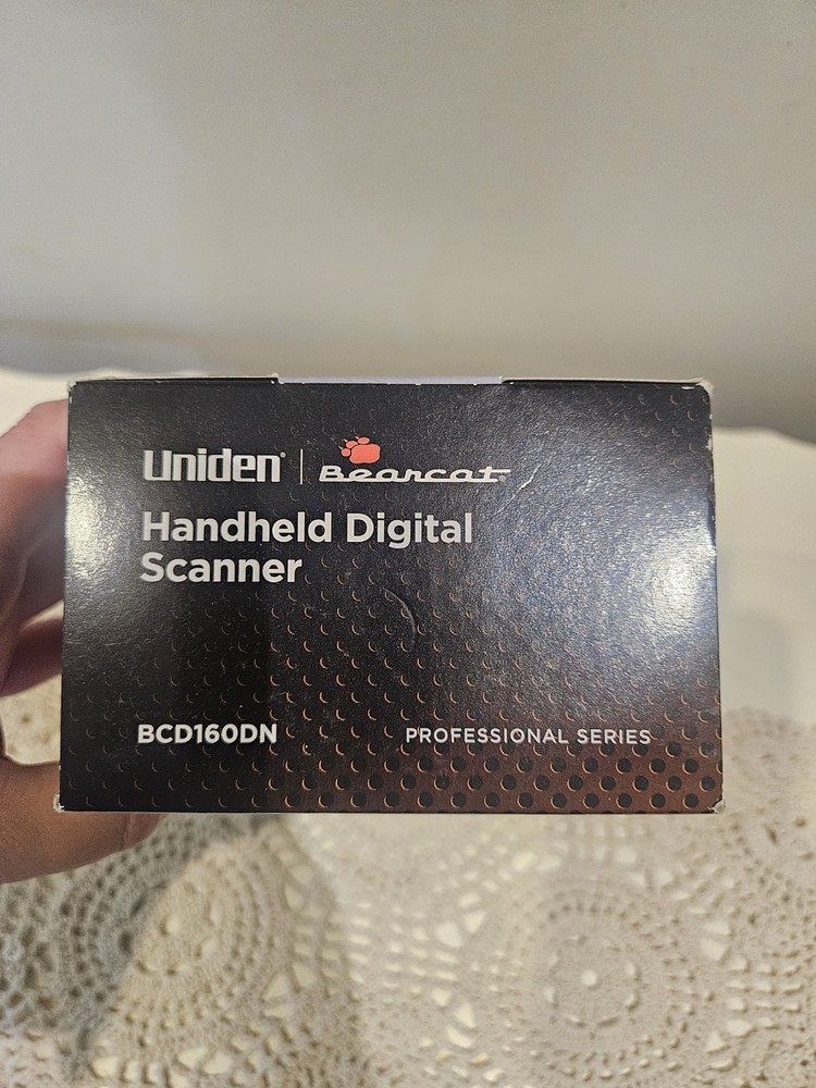 Uniden BCD160DN Feature-Packed Digital Handheld Scanner (BCD160DN)