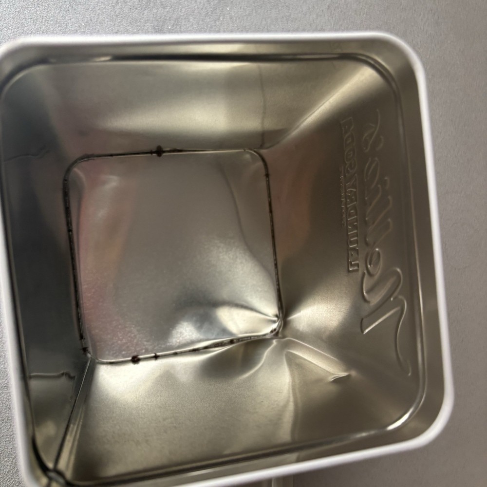 Nellie's Laundry Soda Storage Tin Empty