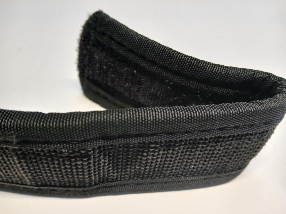 GENUINE BLACKHAWK BLACK SERVICE DUTY BELT. SIZE MEDIUM, HOOK & LOOP ADJUSTABLE !
