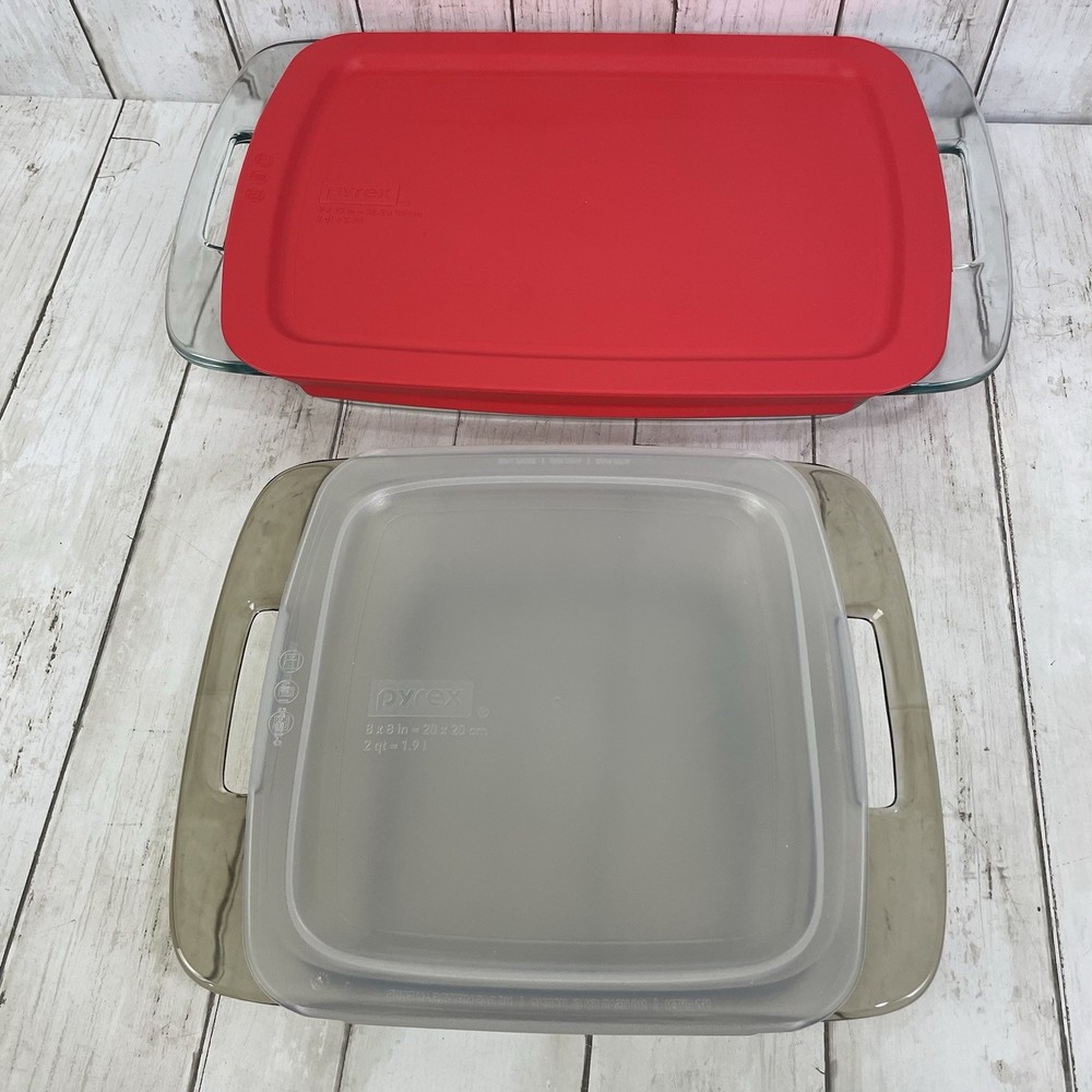 Pyrex Easy Grab 4-piece Glass Bakeware Set 8x8 & 13x9 W/  Lids