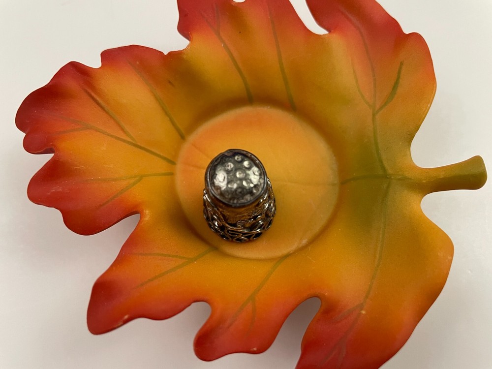 VINTAGE STERLING SILVER SEWING THIMBLE without HOLES