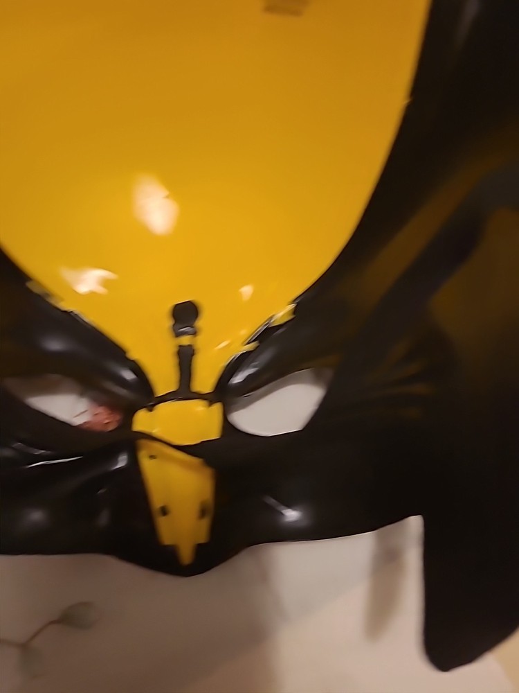 Vtg. Marvel Woverine Mask