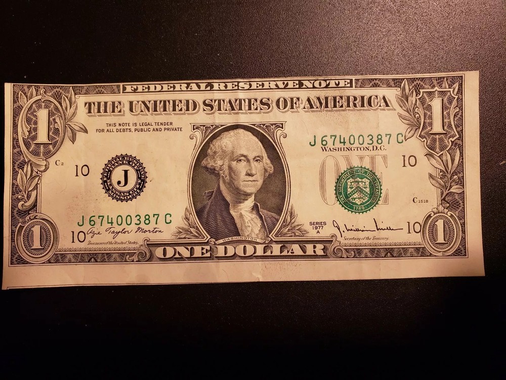 1977 Error Bill  Misaligned & Off-Center Seal & Serial # -Obverse Border Missing