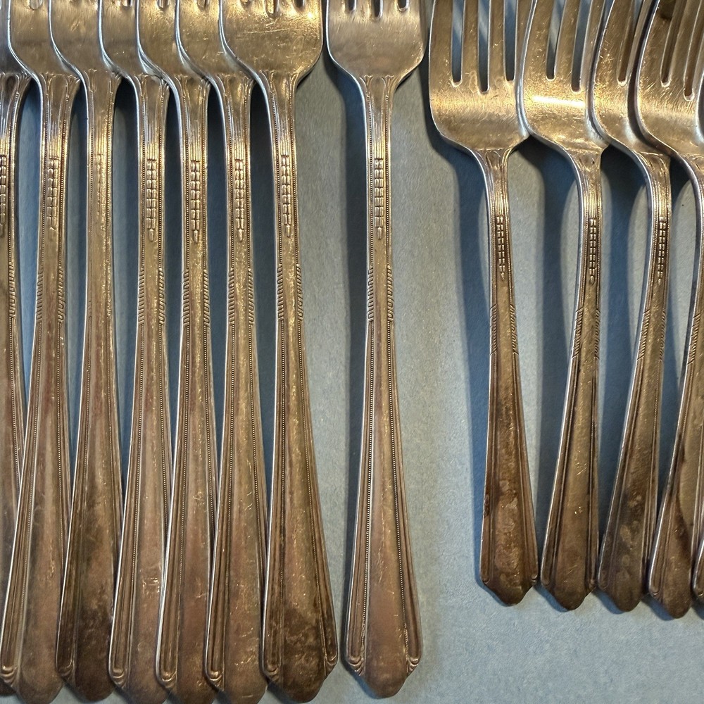 Holmes & Edwards INLAID IS InternationalSilver 1929 Charm Flatware- 44 Pc.