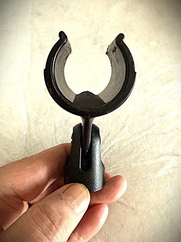 Set of 5 Microphone Clip/Holders (c)