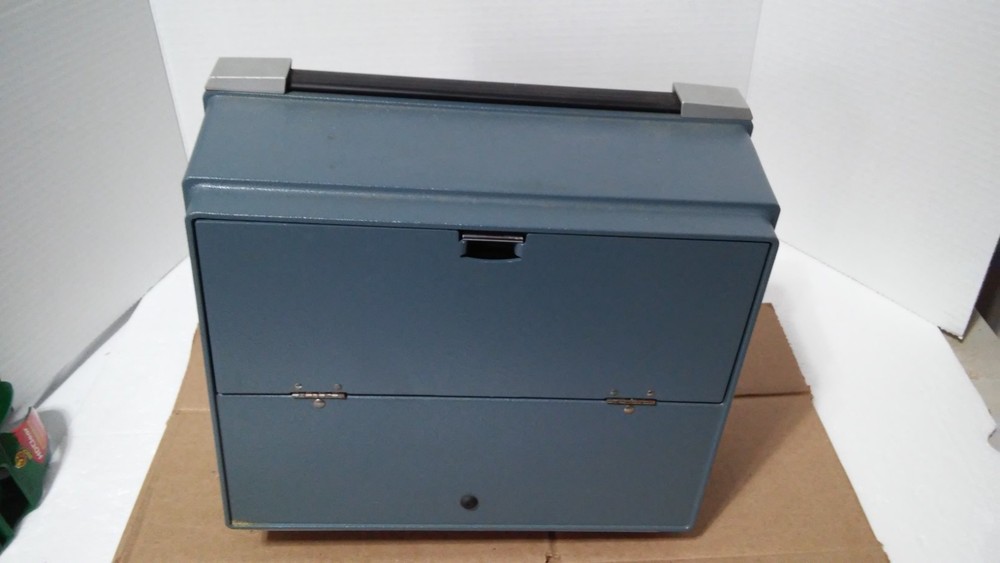 Bell Howell autoload projector 357a projector *Tested*