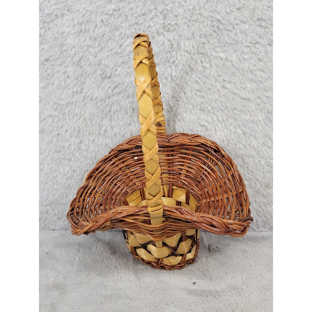 Small Wicker Basket Decorative Handle Farmhouse Rustic Tabletop Decor