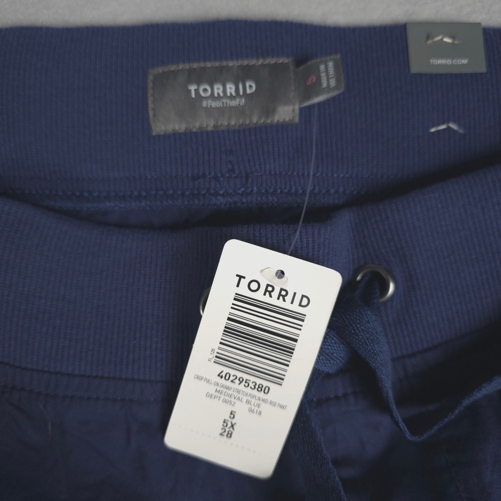 Torrid Plus Size 5X Blue Drawstring Pull On Stretch Crop Pants Mid Rise