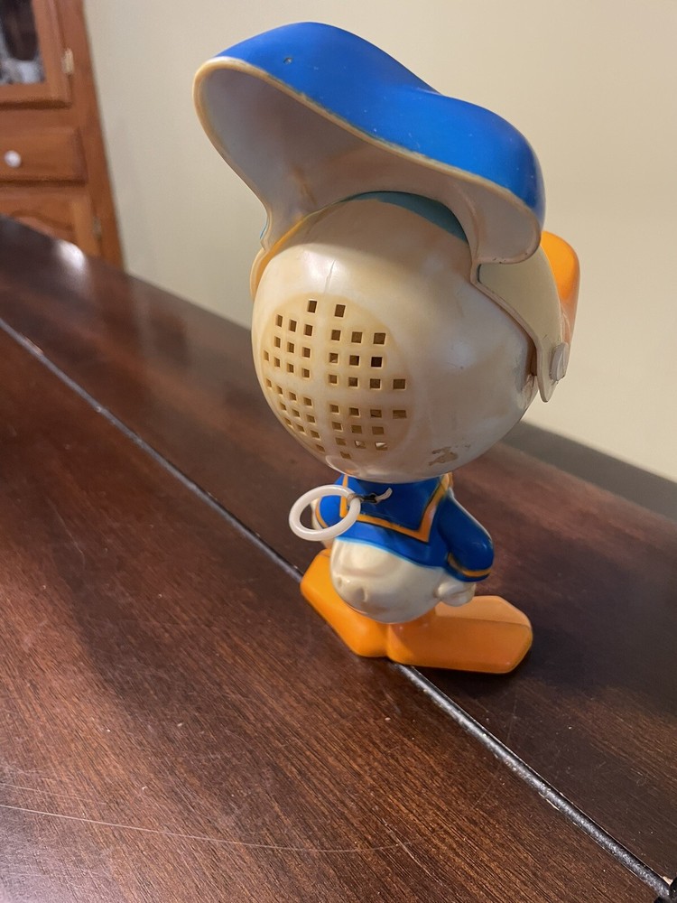Vintage Donald Duck Pull String