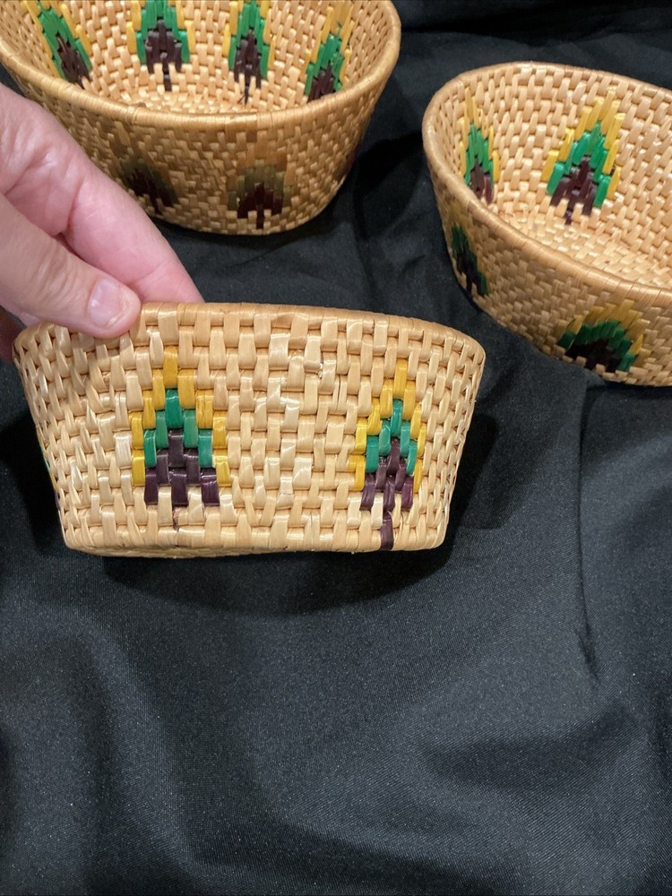 Vintage Handmade Raffia Nesting Baskets Set Of 3