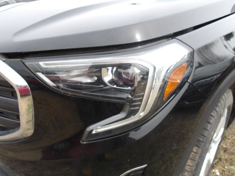 TERRAIN 2019 Air Shutter 1934664