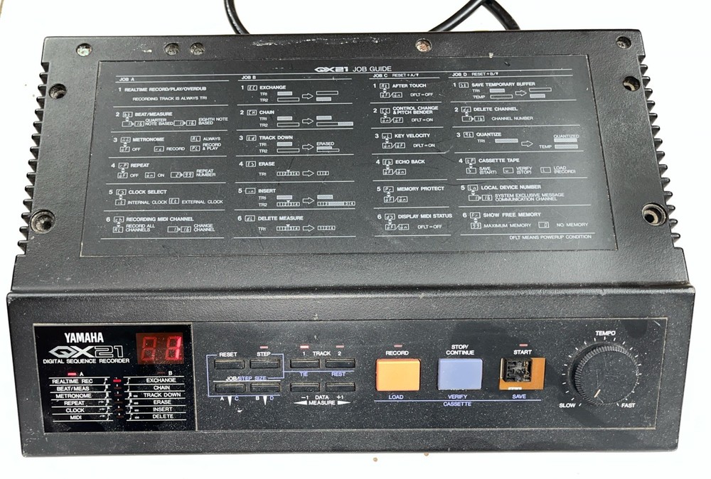 Yamaha QX21 Digital Sequencer Recorder Powers On Missing Start Button Sold AS-IS