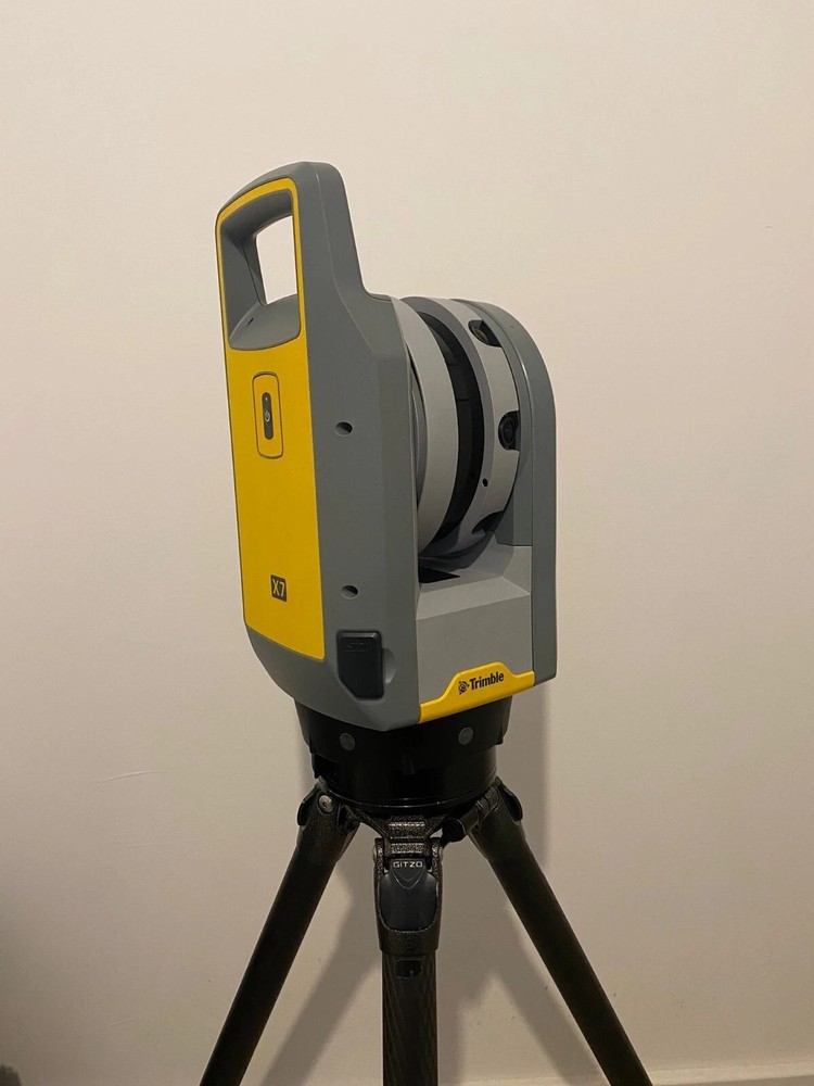 Reconditioned Trimble X7 with T10