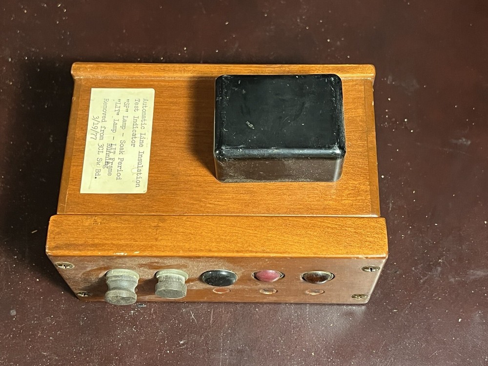 Vintage Alarm Or Test Or Indicator Indicator Box Unknown Usage 1940-69 Era *b