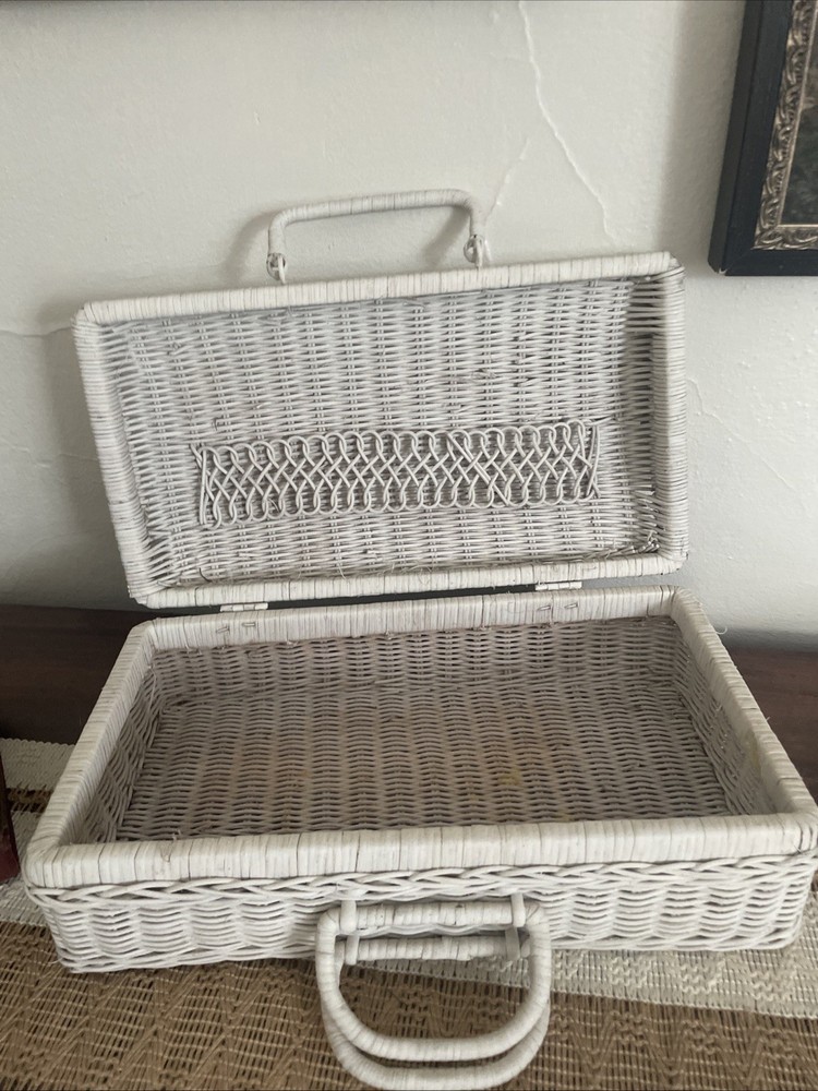 Vintage white wicker storage case
