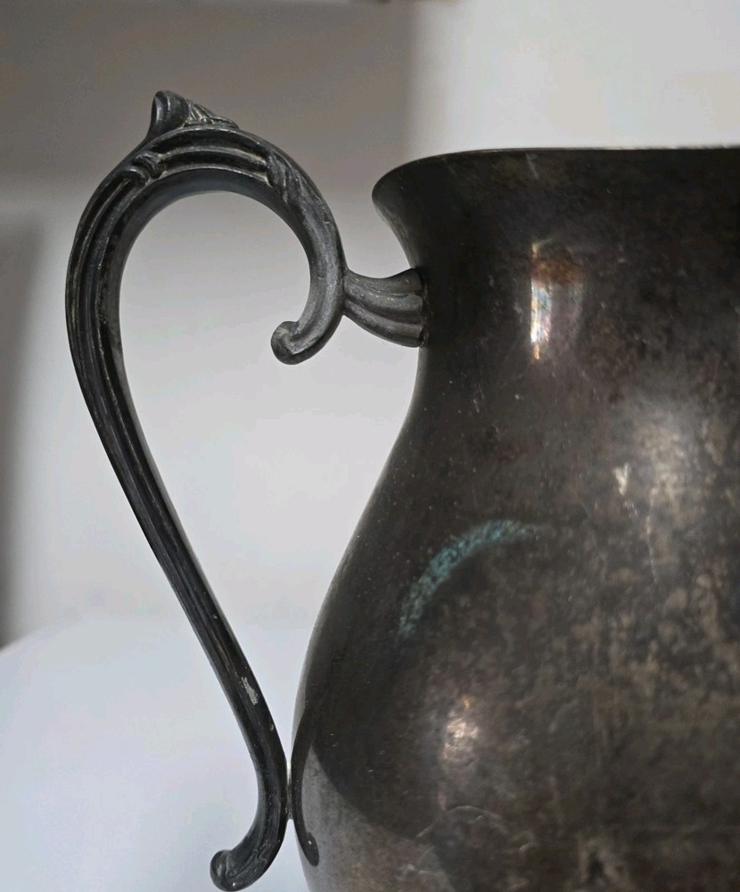 Vintage Leonard Silverplate Footed Water Pitcher With Ice Lip