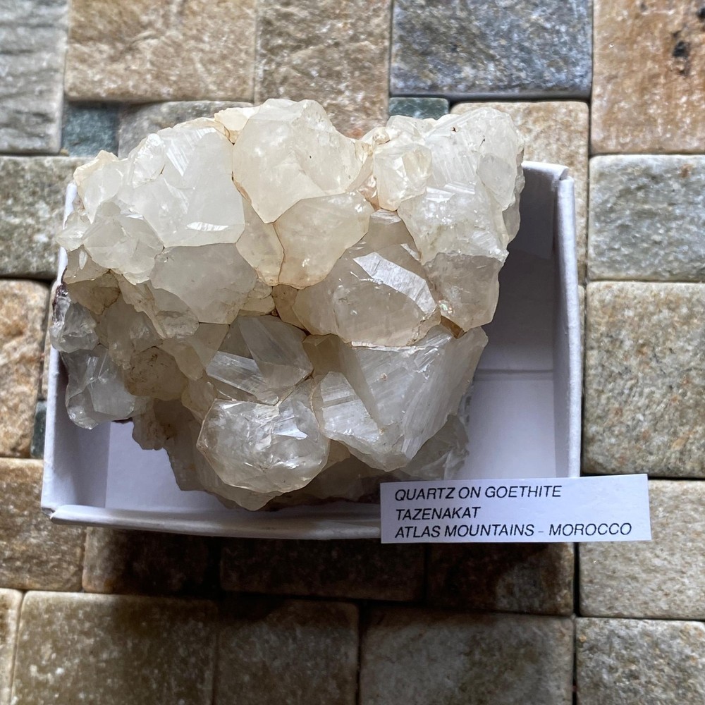 QUARTZ CRYSTAL ASSEMBLAGE ON GOETHITE FROM MOROCCO 246g MF1076