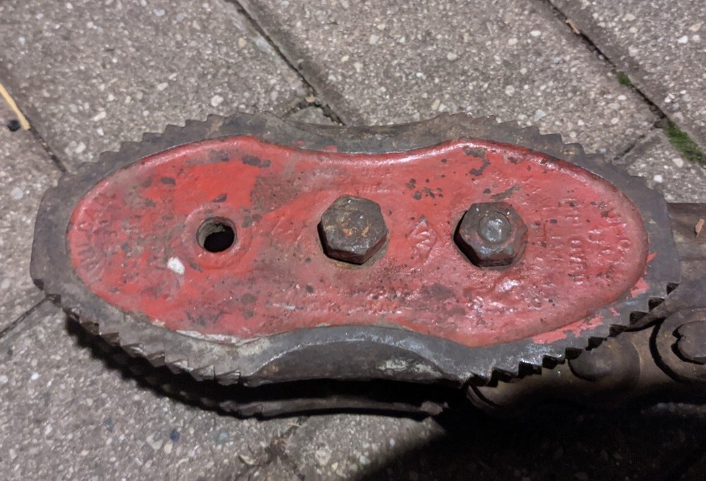 Vintage Vulcan 46" Pipe Chain Wrench Tool