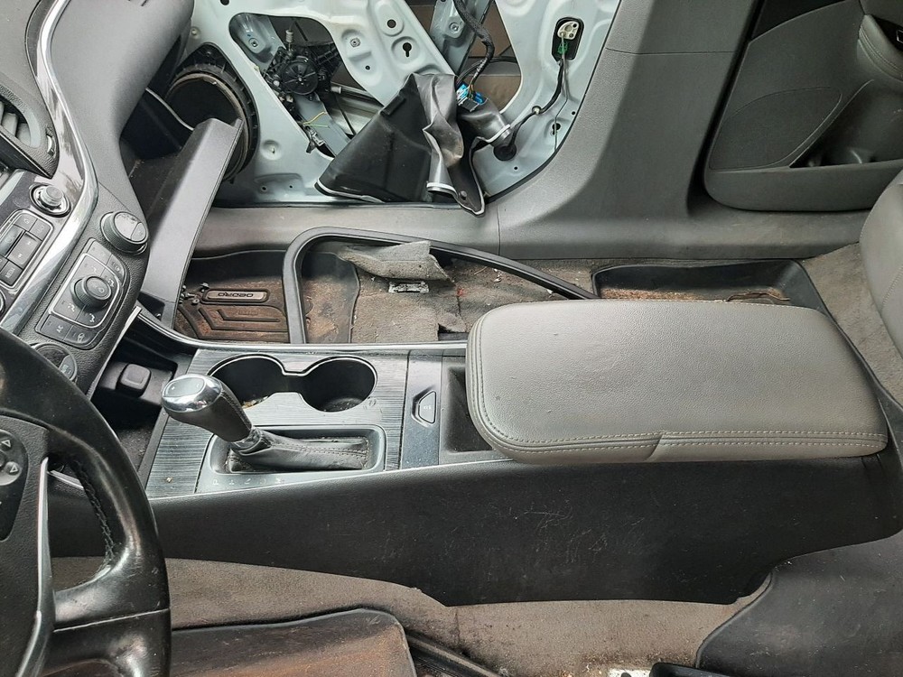 IMPALANEW 2017 Headrest 1006587