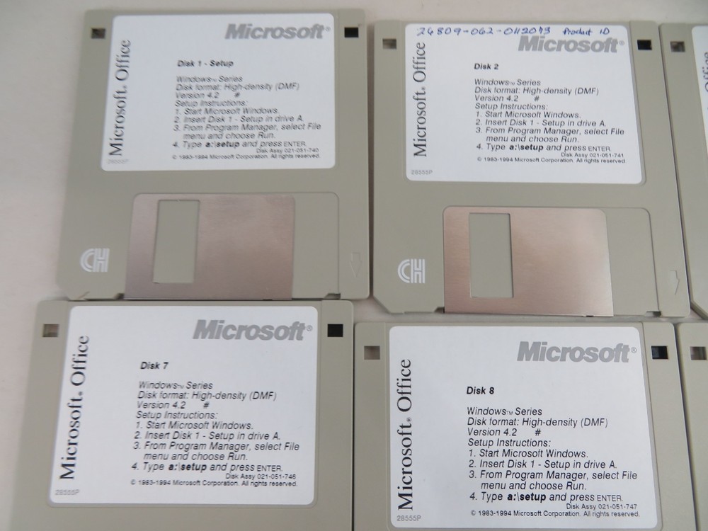 Microsoft Office Version 4.2 Floppy Disks 3.5" 1994 20 discs
