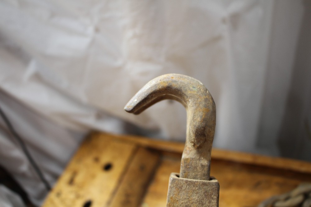 Mueller B100 TOOLING, tapping tool accessories, claw clamps