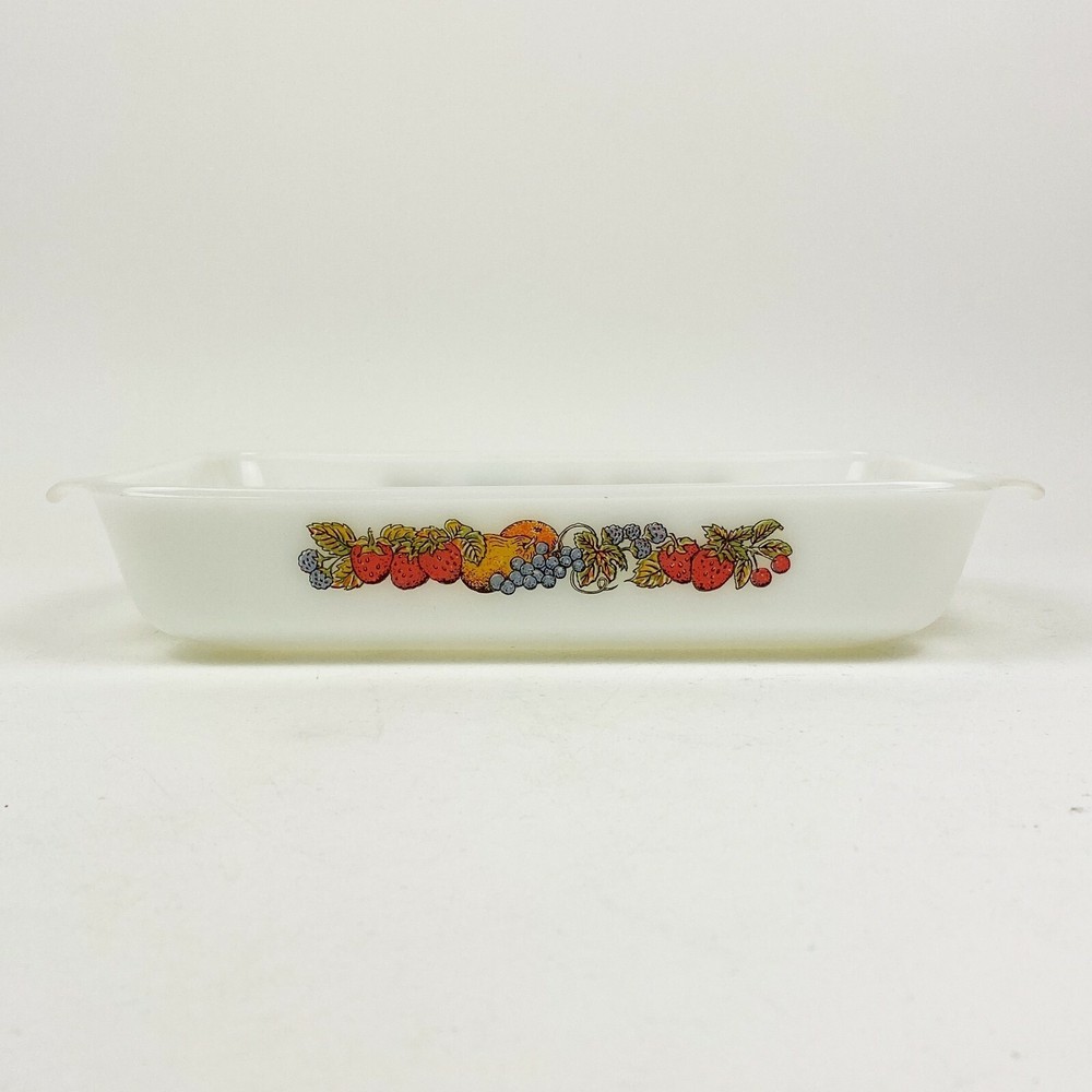 Anchor Hocking Fire King Natures Bounty Fruit Pattern Baking Casserole Dish #432
