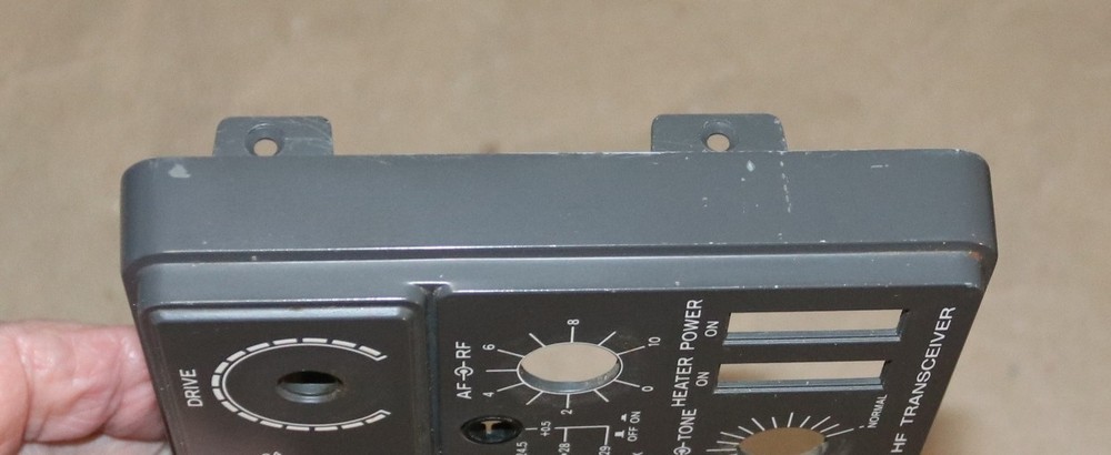 Kenwood TS-830S Front Face ...(nice)