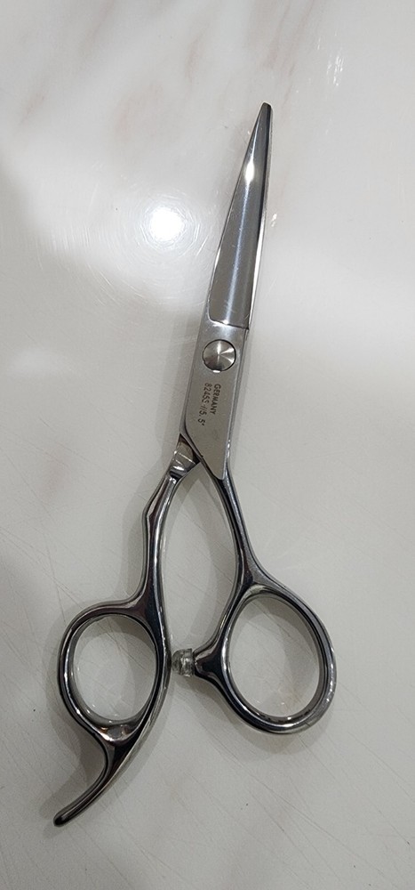 SCISSORS J MADE IN GERMANY