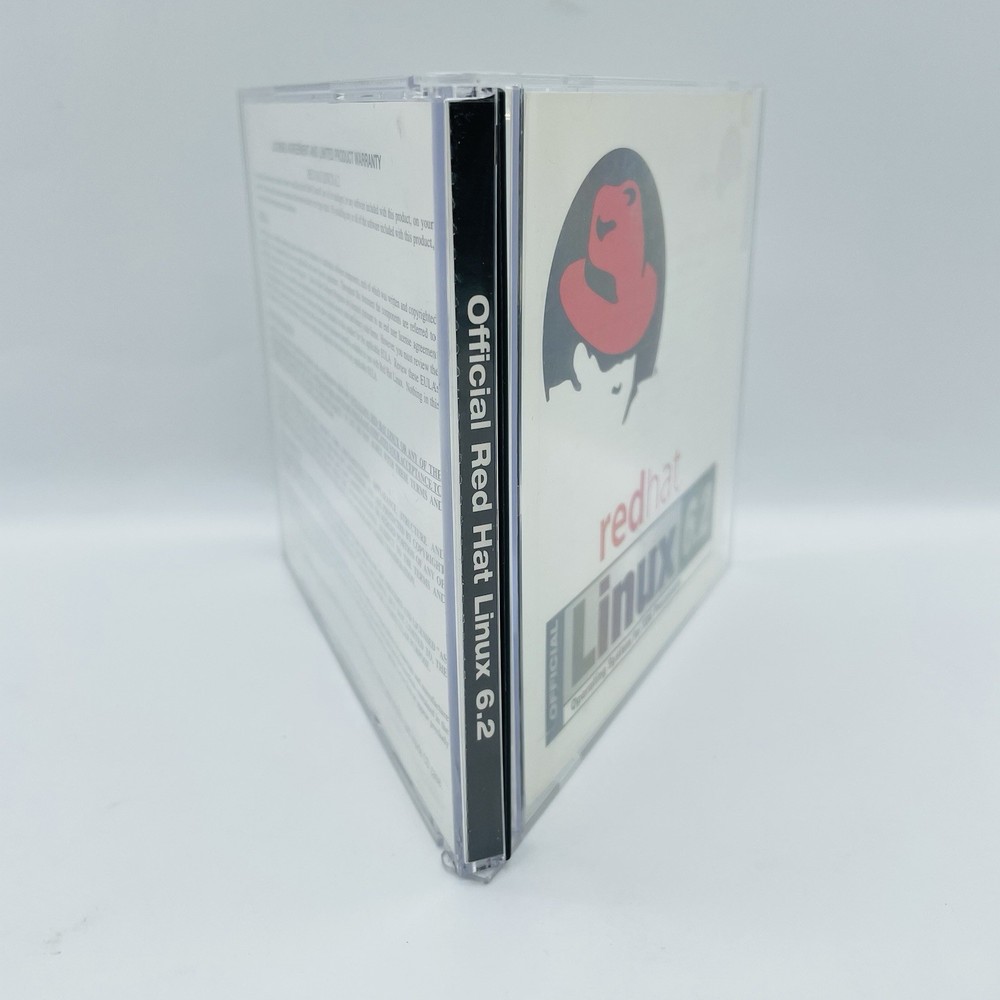 Official Red Hat Linux Standard 6.2 Operating System OS, 2-Disc Set, Fast Ship