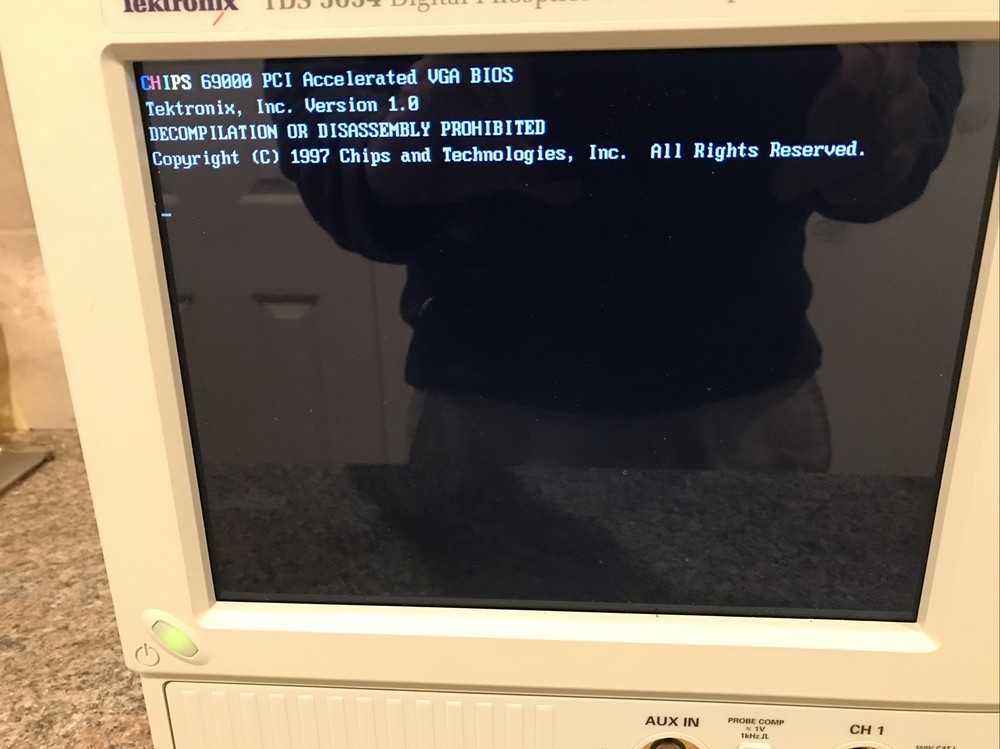 TEKTRONIX TDS5054 PHOSPHOR OSCILLISCOPE