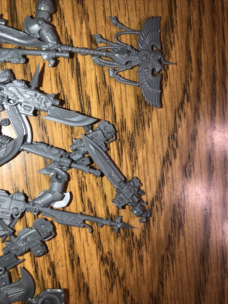 Warhammer 40k Adeptus Custodies Bits (k15)