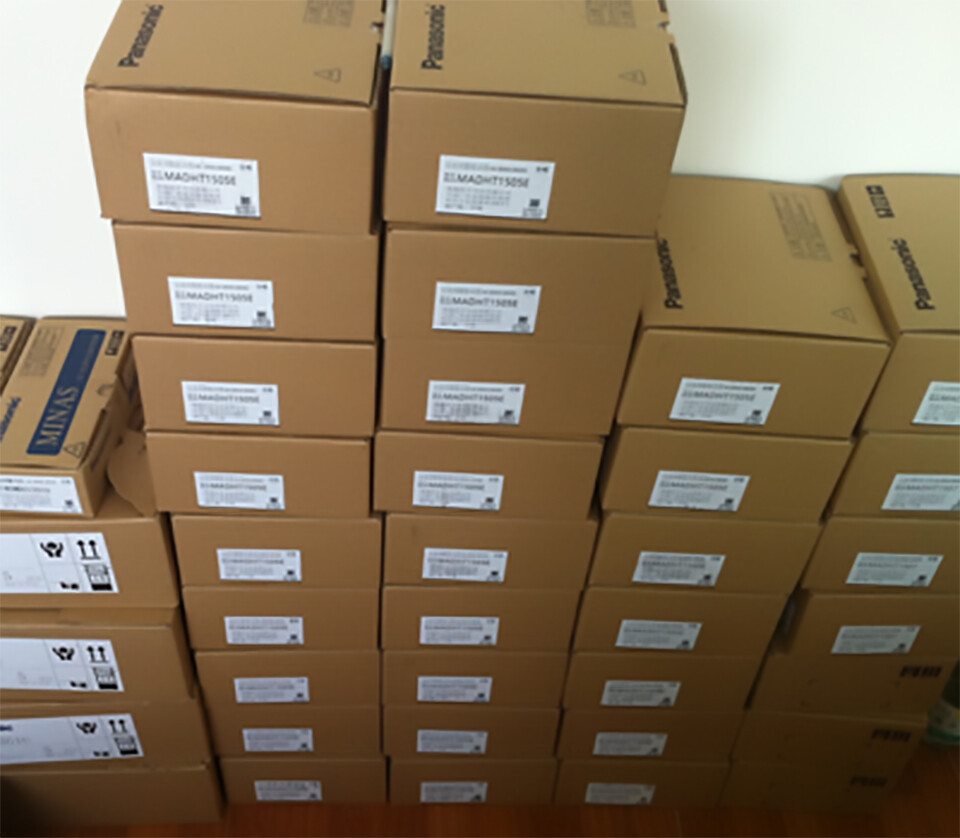 ONE Panasonic Servo Motor MSMJ082G1D NEW