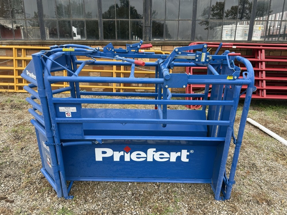 Priefert Roping Chute