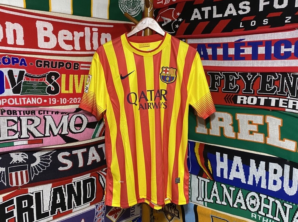 F.C Barcelona | Men’s Large Alternative Yellow/ Red Jersey