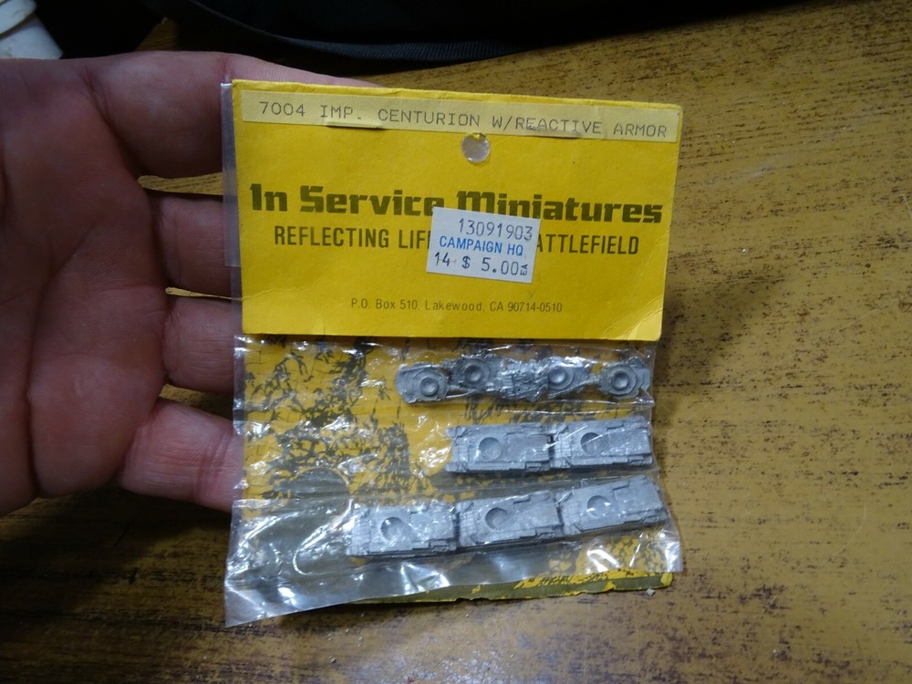 in service miniatures 7004 IMP. Centurion w/ Reactive armor