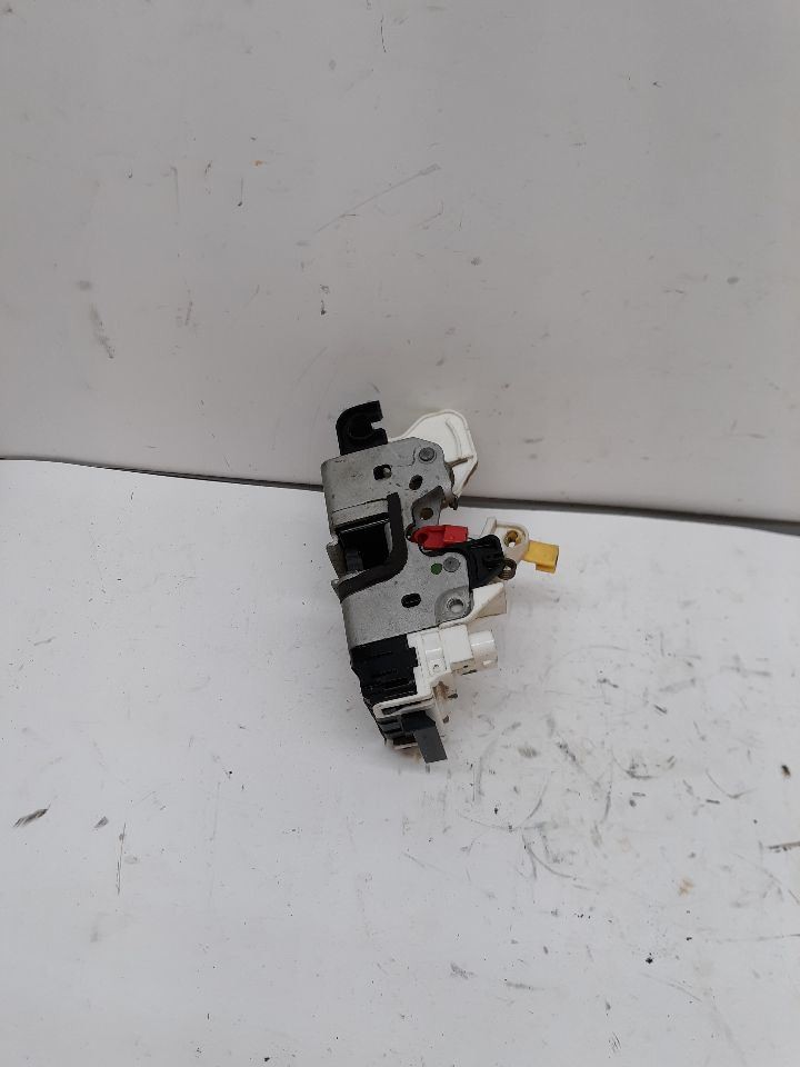 10-18 RAM 2500 RIGHT PASSENGER FRONT LOCK ACTUATOR 4589422AH