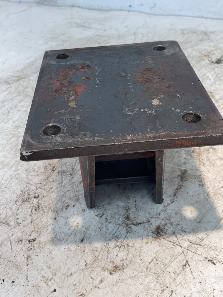 1983 Case 2090 Tractor Hitch Drawbar Anchor Bracket