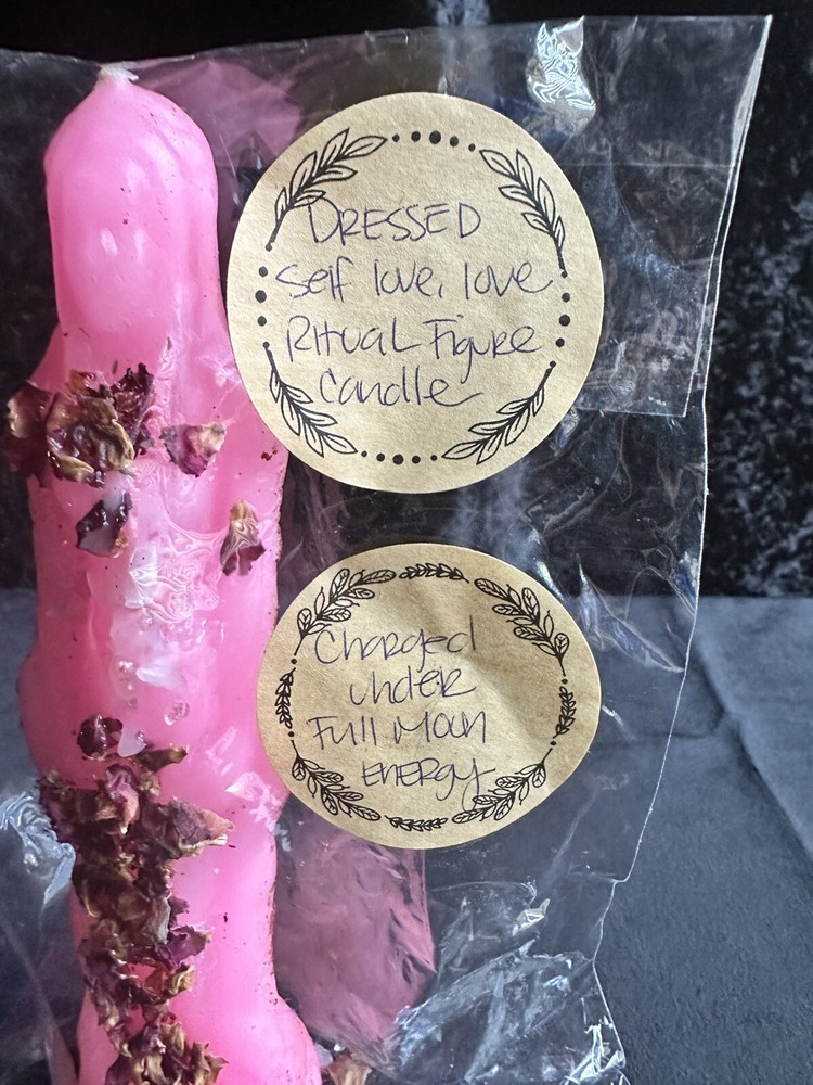 Dressed Love Figure Candle