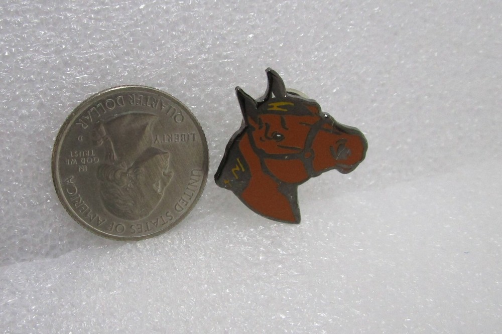 Brown Horse Head Pin