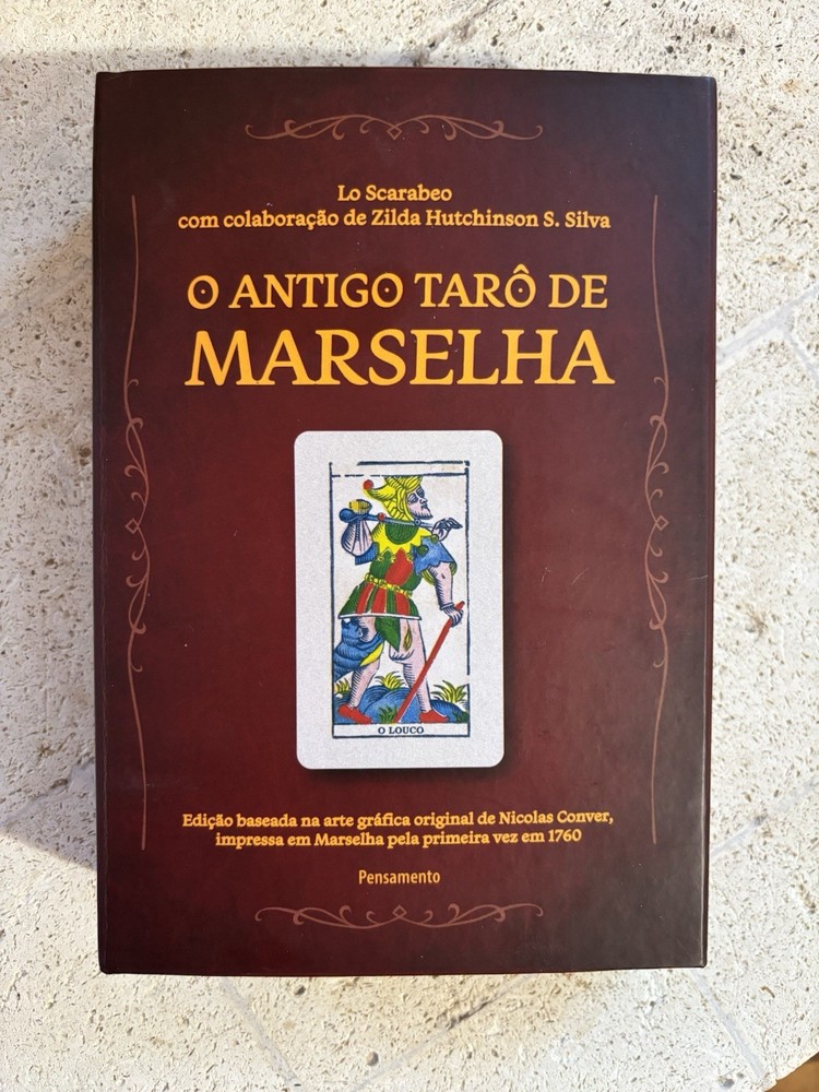 O ANTIGO TARÔ DE MARSELLA (Kit Includes Book & Deck)